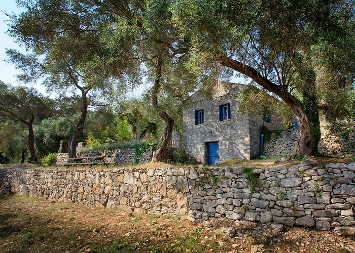 Glyfada * Longos (Paxos)